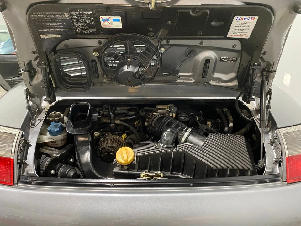 2002 Porsche 996 Carrera - Image 26 of 28