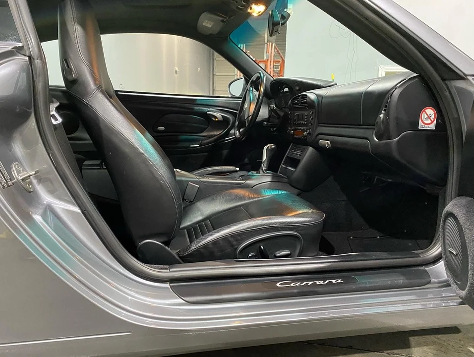 2002 Porsche 996 Carrera - Image 17 of 28