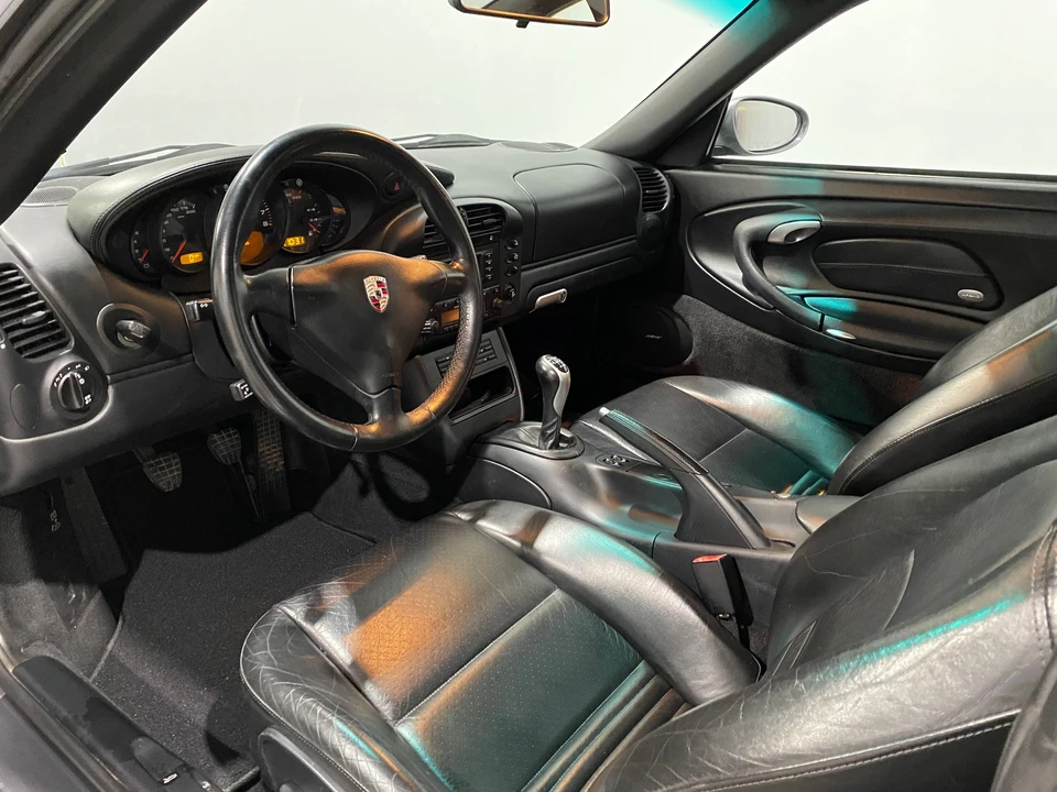 2002 Porsche 996 Carrera - Image 21 of 28