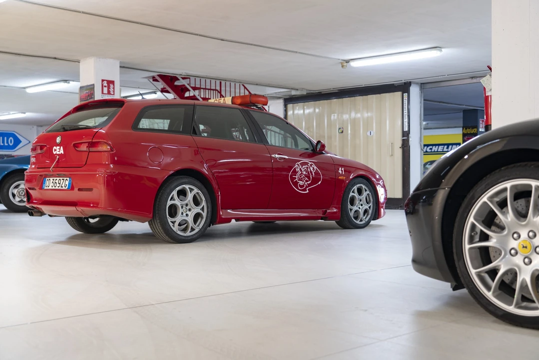 2002 Alfa Romeo 156 GTA - Image 8 of 18