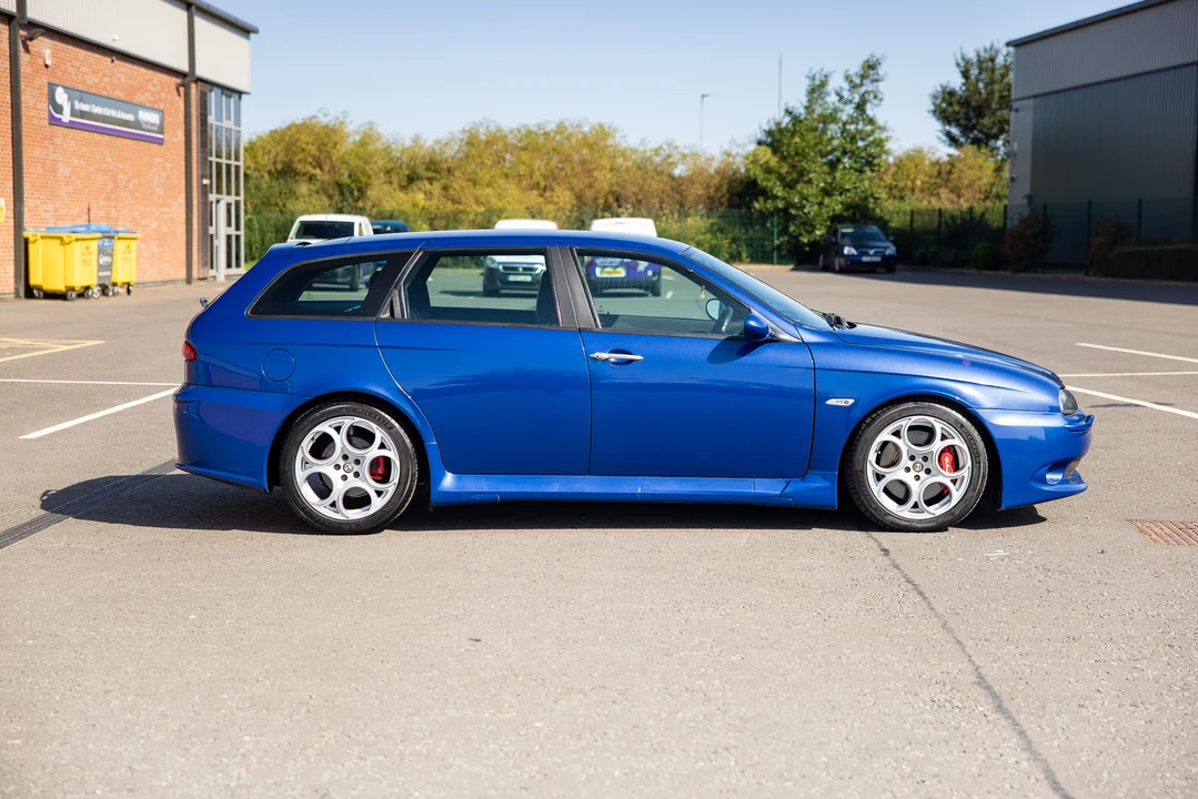 2002 Alfa Romeo 156 GTA - Image 6 of 31