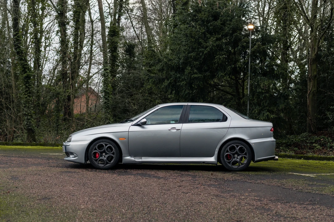 2002 Alfa Romeo 156 GTA - Image 9 of 31