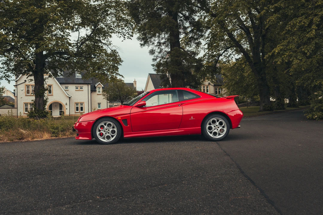 2002 Alfa Romeo 916 GTV & Spider - Image 8 of 31