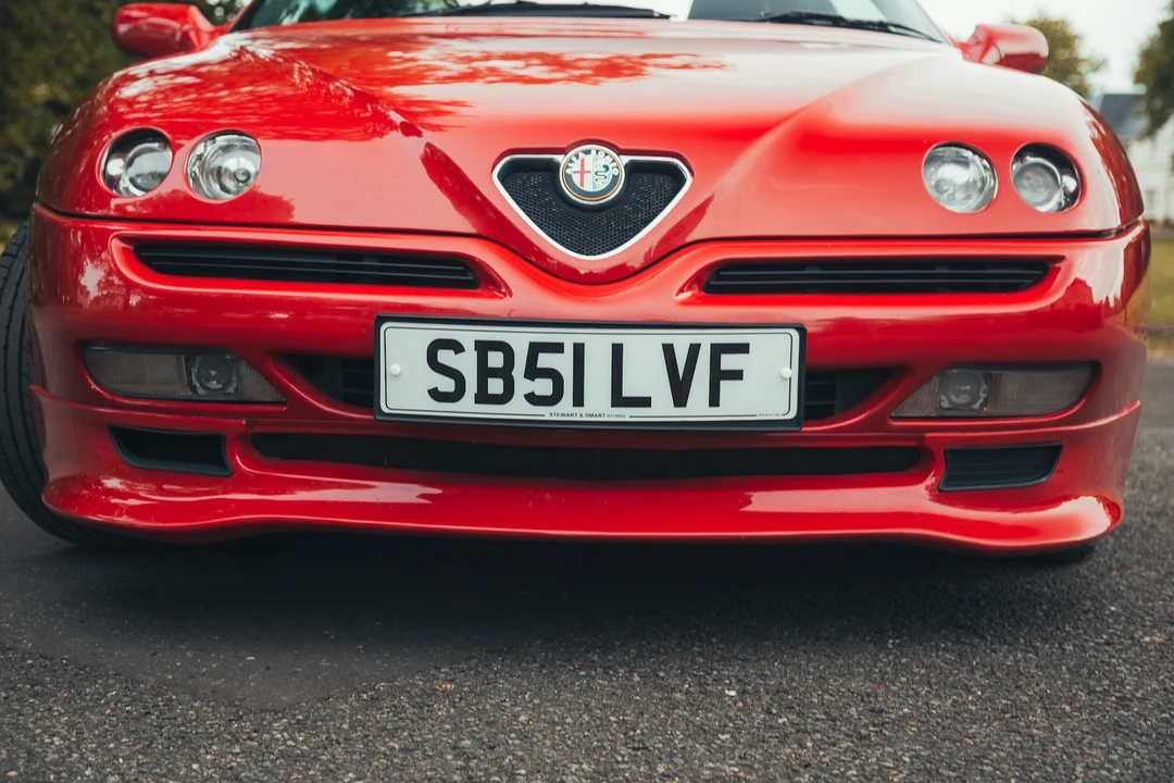 2002 Alfa Romeo 916 GTV & Spider - Image 19 of 31