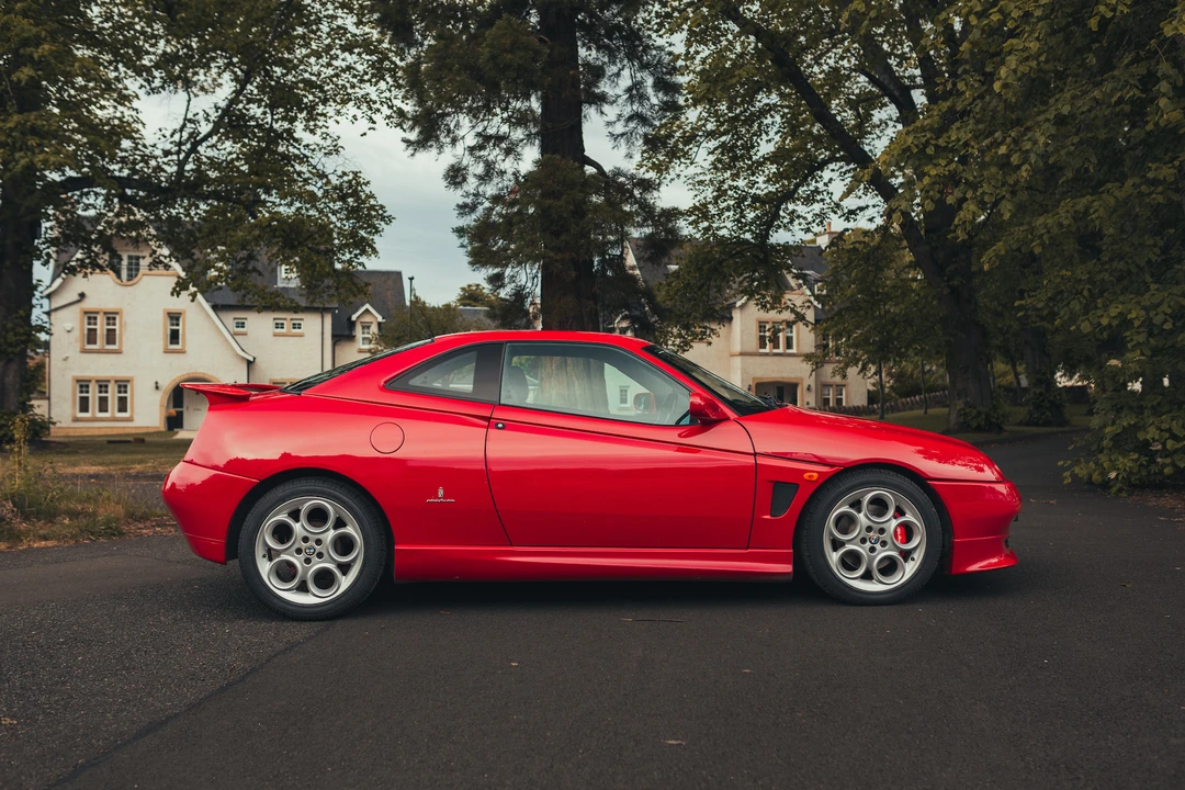 2002 Alfa Romeo 916 GTV & Spider - Image 5 of 31