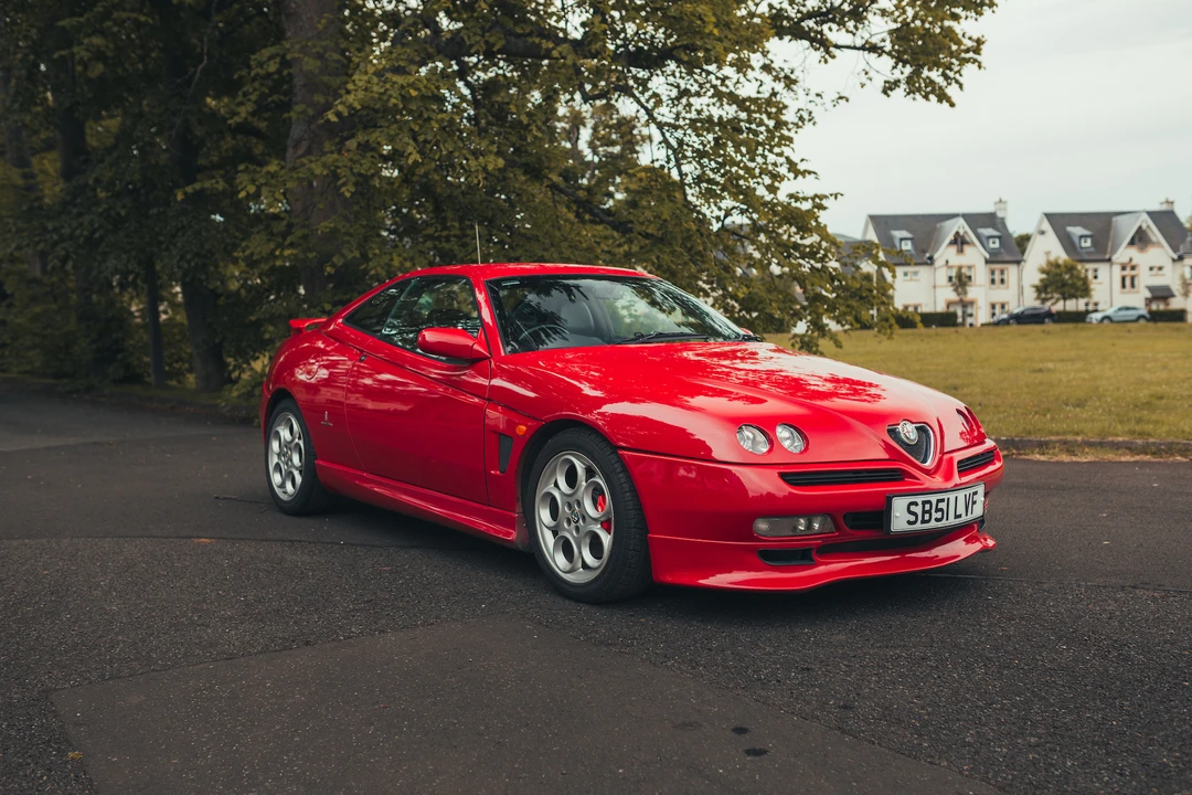 2002 Alfa Romeo 916 GTV & Spider - Image 11 of 31