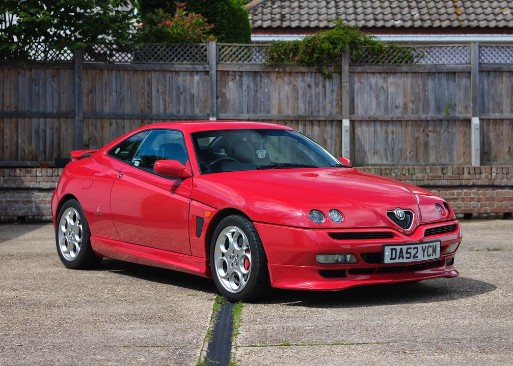 2002 Alfa Romeo 916 GTV & Spider - Image 2 of 31