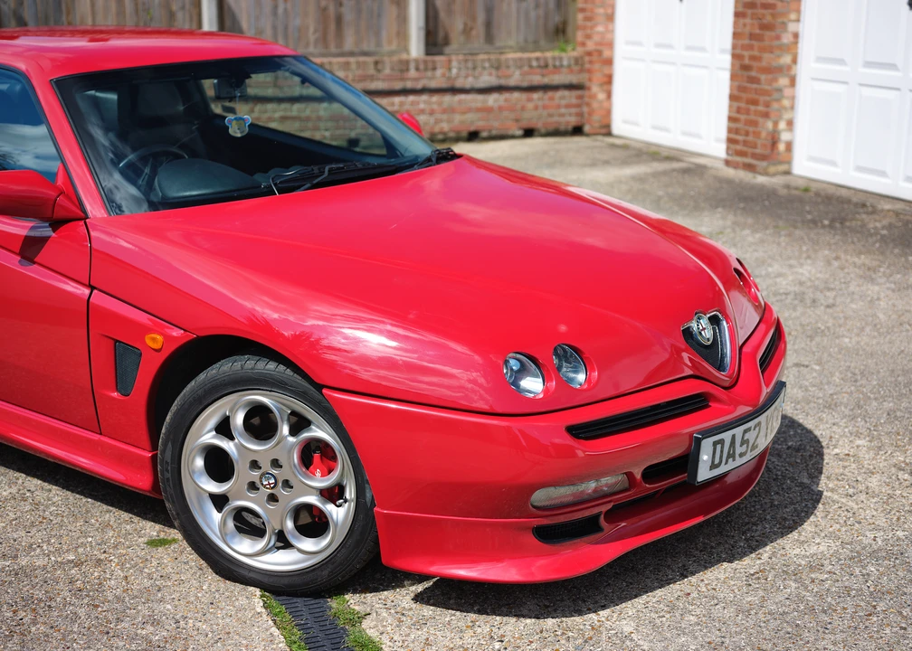 2002 Alfa Romeo 916 GTV & Spider - Image 27 of 31
