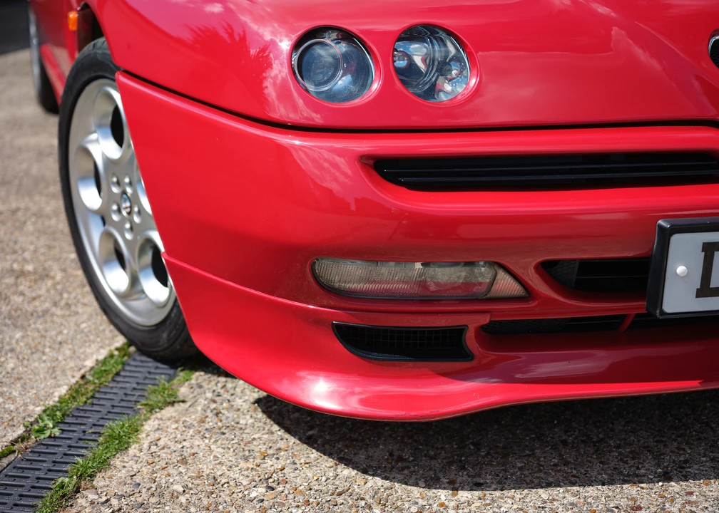 2002 Alfa Romeo 916 GTV & Spider - Image 28 of 31