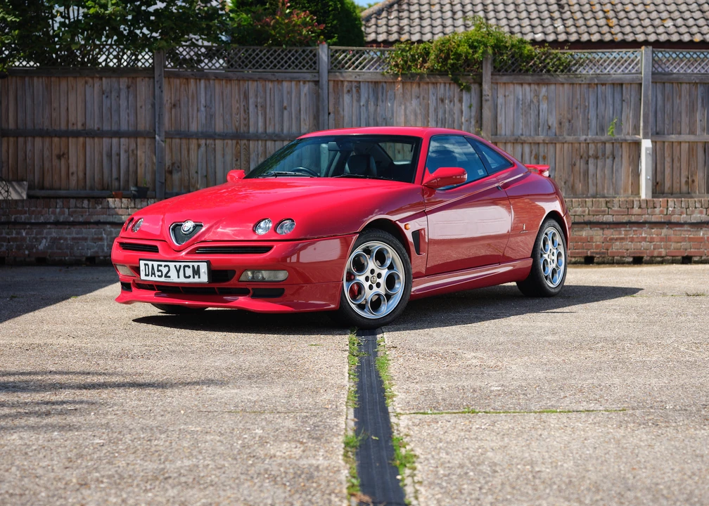 2002 Alfa Romeo 916 GTV & Spider - Image 11 of 31