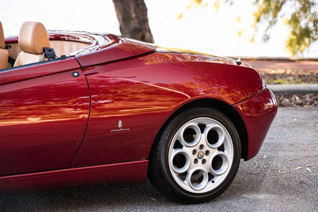 2002 Alfa Romeo 916 GTV & Spider - Image 26 of 31