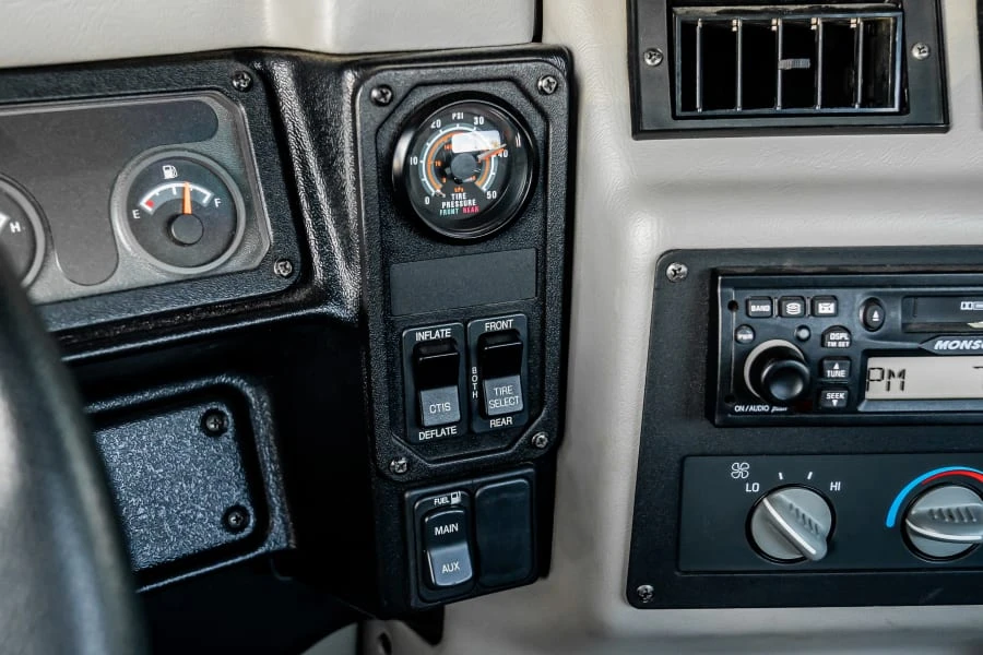 2002 AM General Hummer - Image 25 of 31