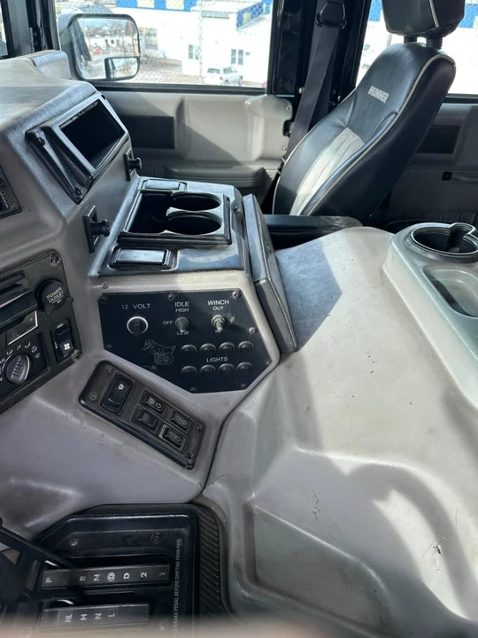 2002 AM General Hummer - Image 17 of 31