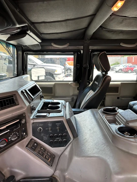 2002 AM General Hummer - Image 20 of 25