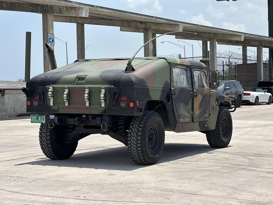 2002 Hummer HMMWV - Image 21 of 31