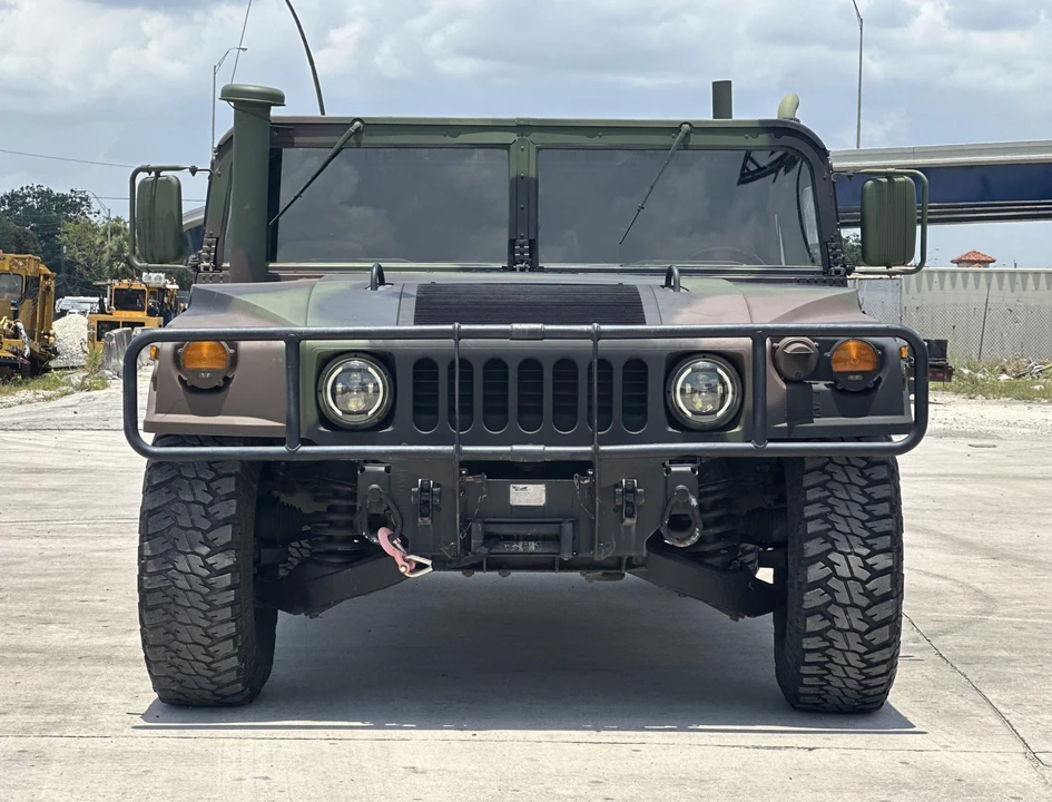 2002 Hummer HMMWV - Image 12 of 31