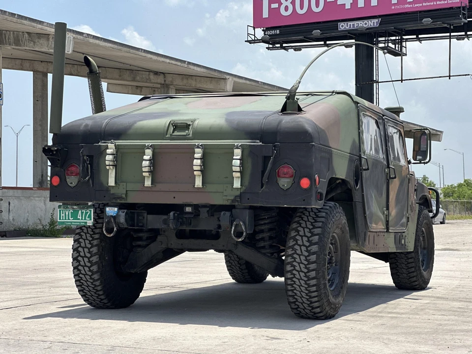 2002 Hummer HMMWV - Image 25 of 31