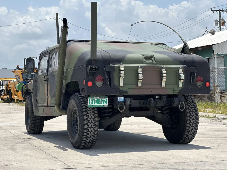 2002 Hummer HMMWV - Image 30 of 31