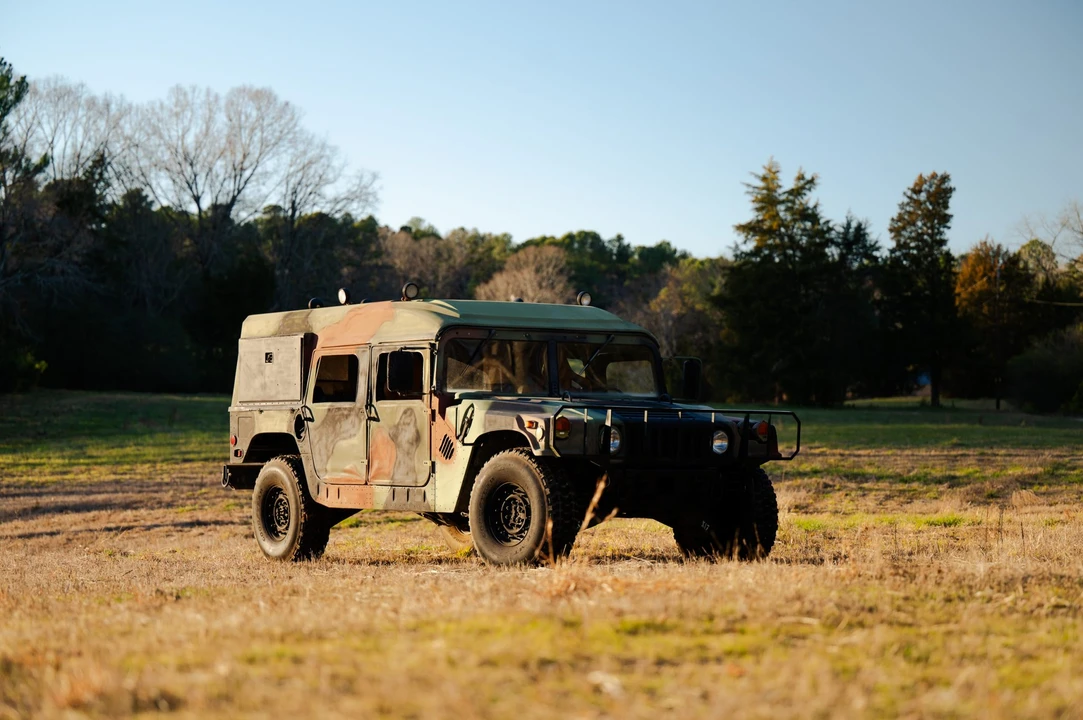 2002 Hummer HMMWV - Image 6 of 31