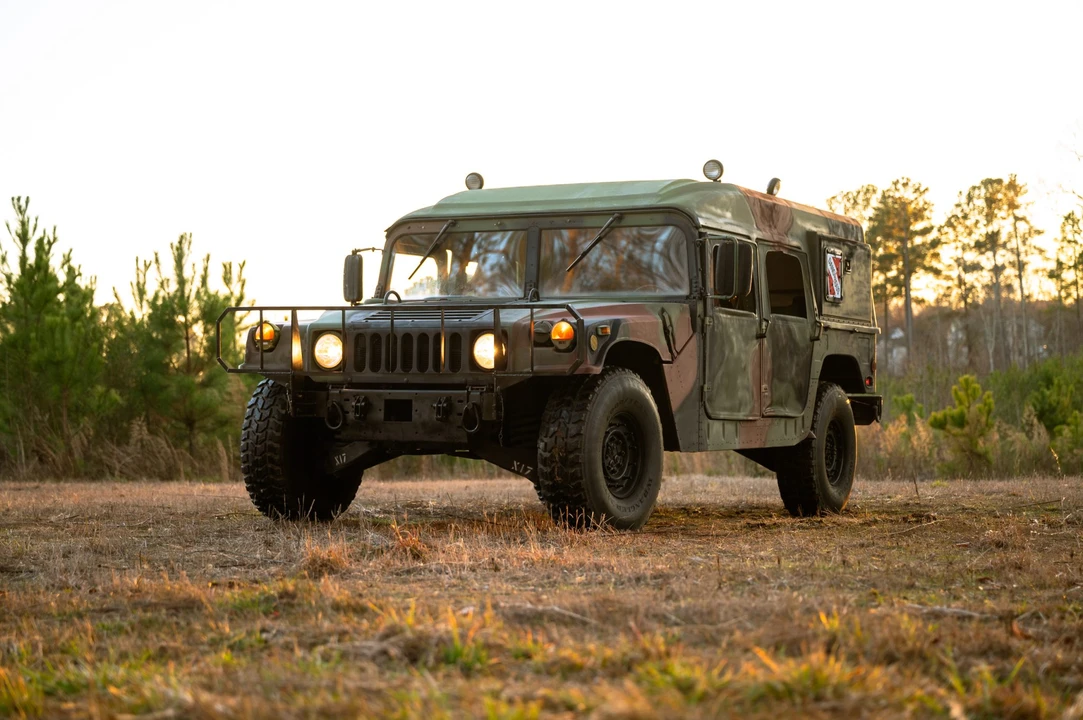 2002 Hummer HMMWV - Image 17 of 31