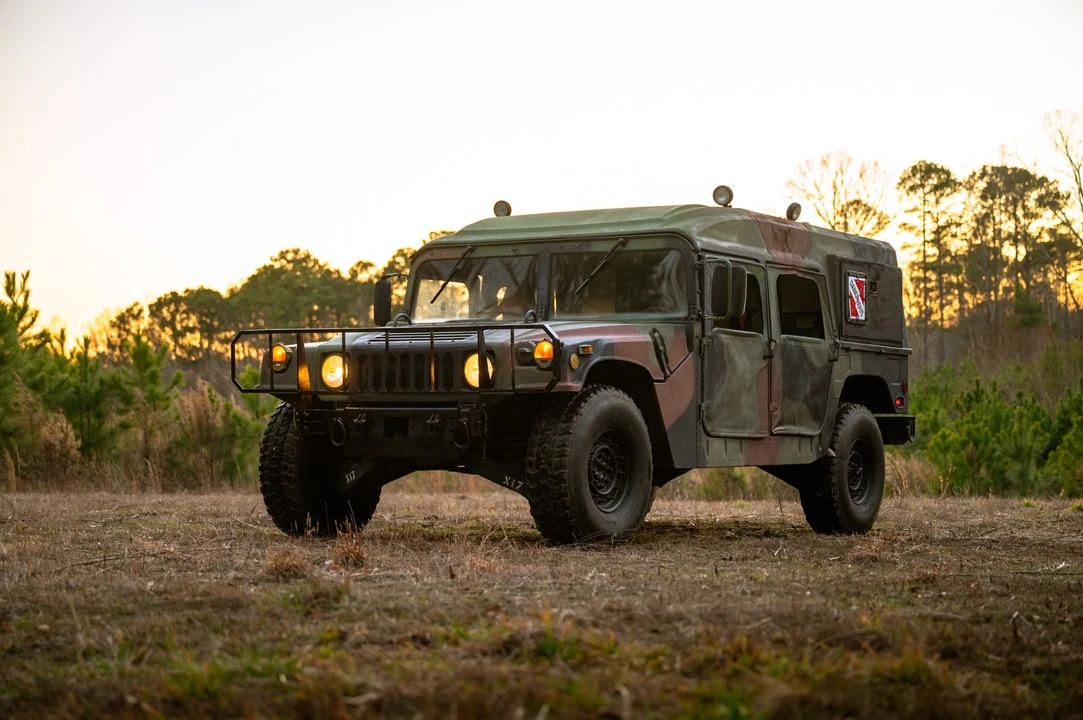 2002 Hummer HMMWV - Image 18 of 31