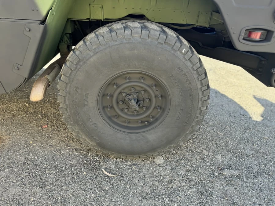 2002 AM General Hummer - Image 8 of 17