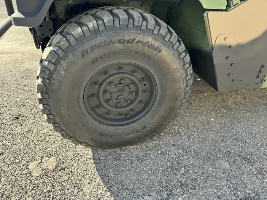 2002 AM General Hummer - Image 10 of 17