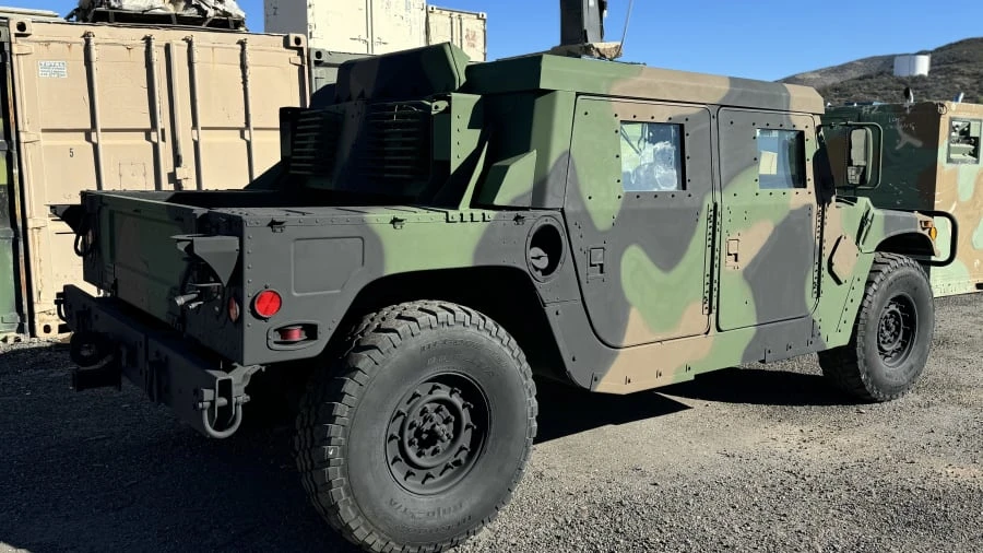 2002 AM General Hummer - Image 2 of 17