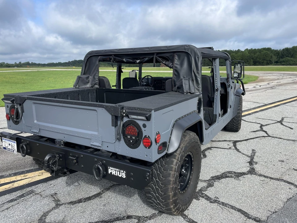 2002 Hummer HMMWV - Image 29 of 31