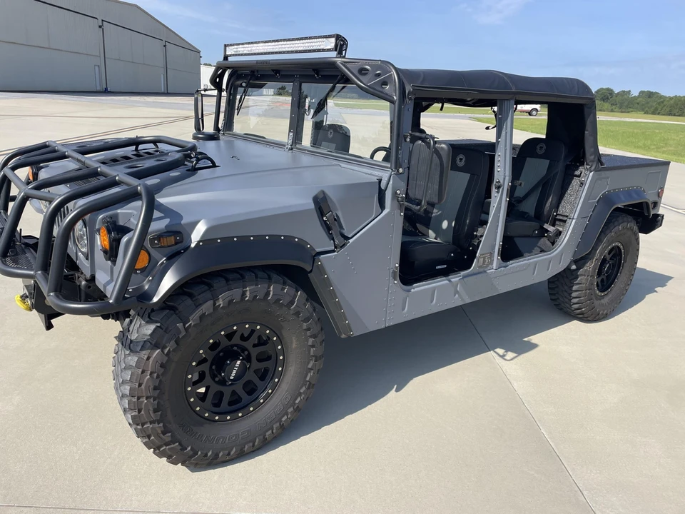 2002 Hummer HMMWV - Image 4 of 31