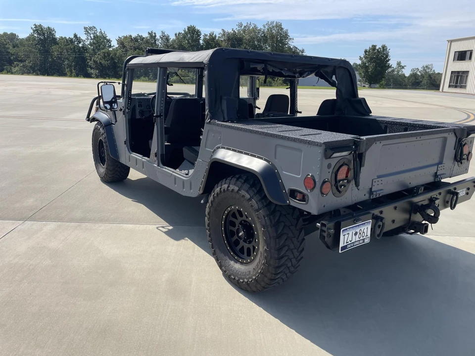 2002 Hummer HMMWV - Image 8 of 31