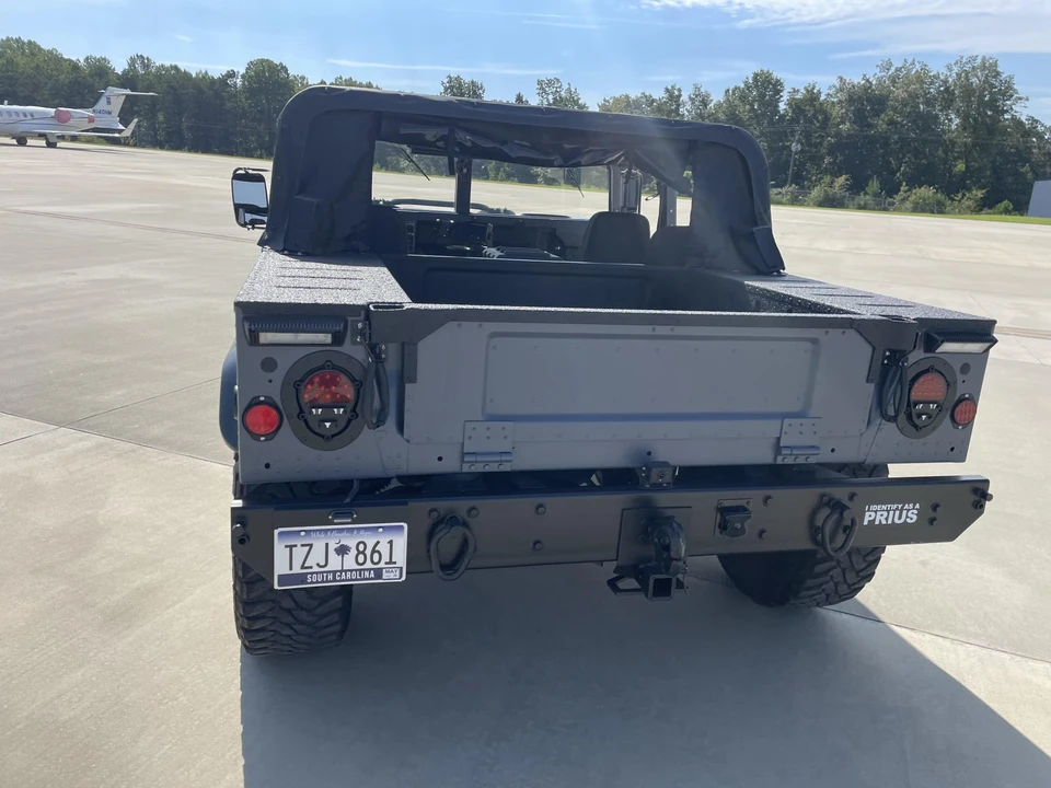 2002 Hummer HMMWV - Image 9 of 31