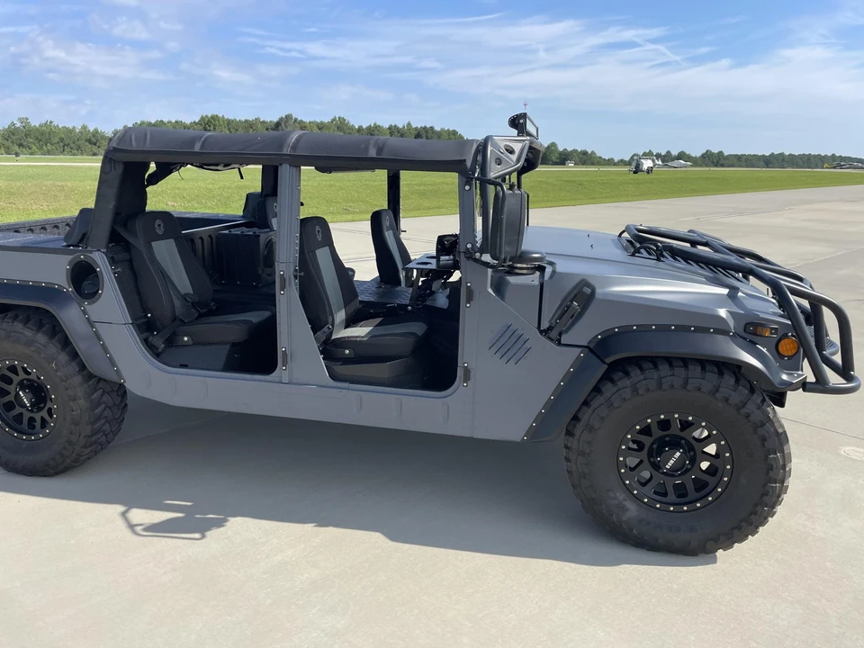 2002 Hummer HMMWV - Image 15 of 31