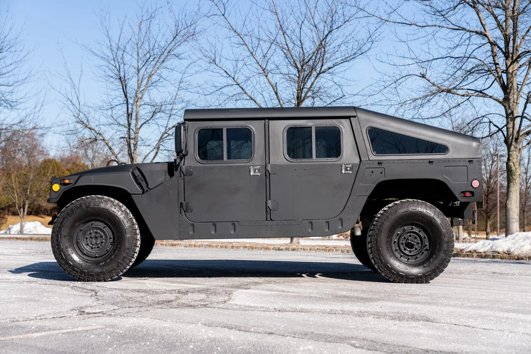 2002 Hummer HMMWV - Image 9 of 31