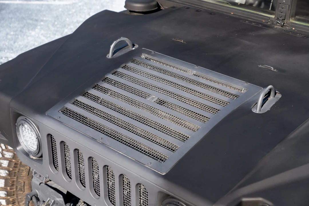 2002 Hummer HMMWV - Image 12 of 31