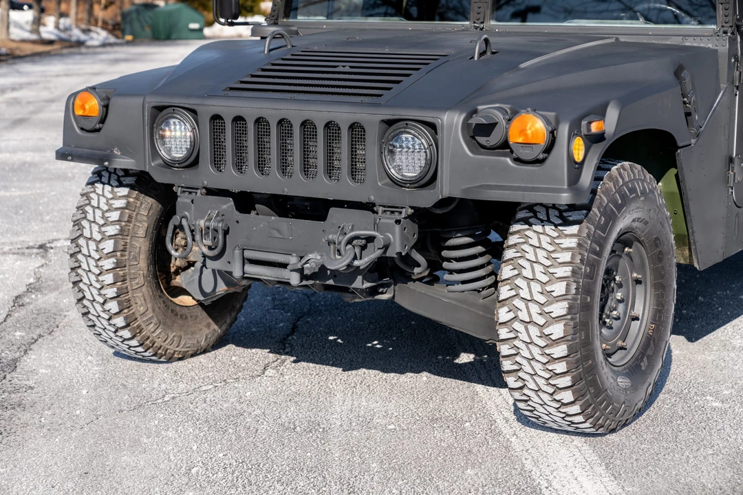 2002 Hummer HMMWV - Image 13 of 31