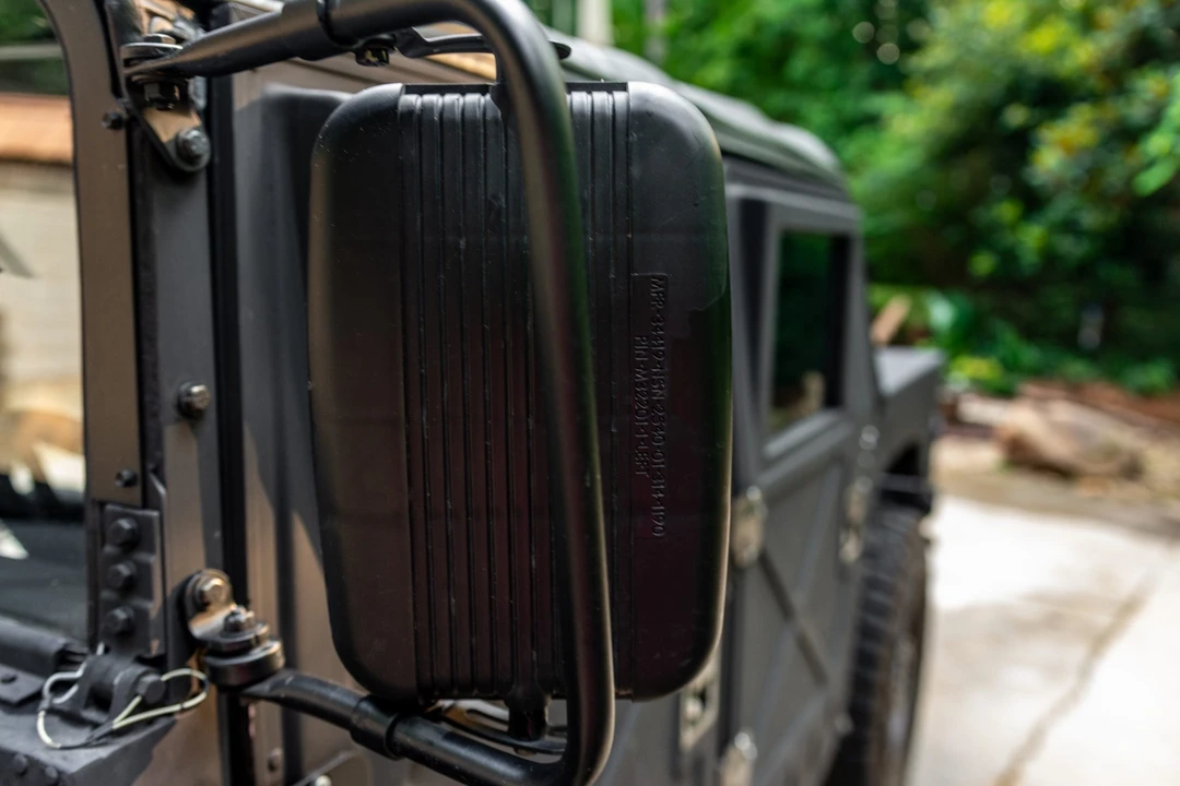 2002 Hummer HMMWV - Image 24 of 31