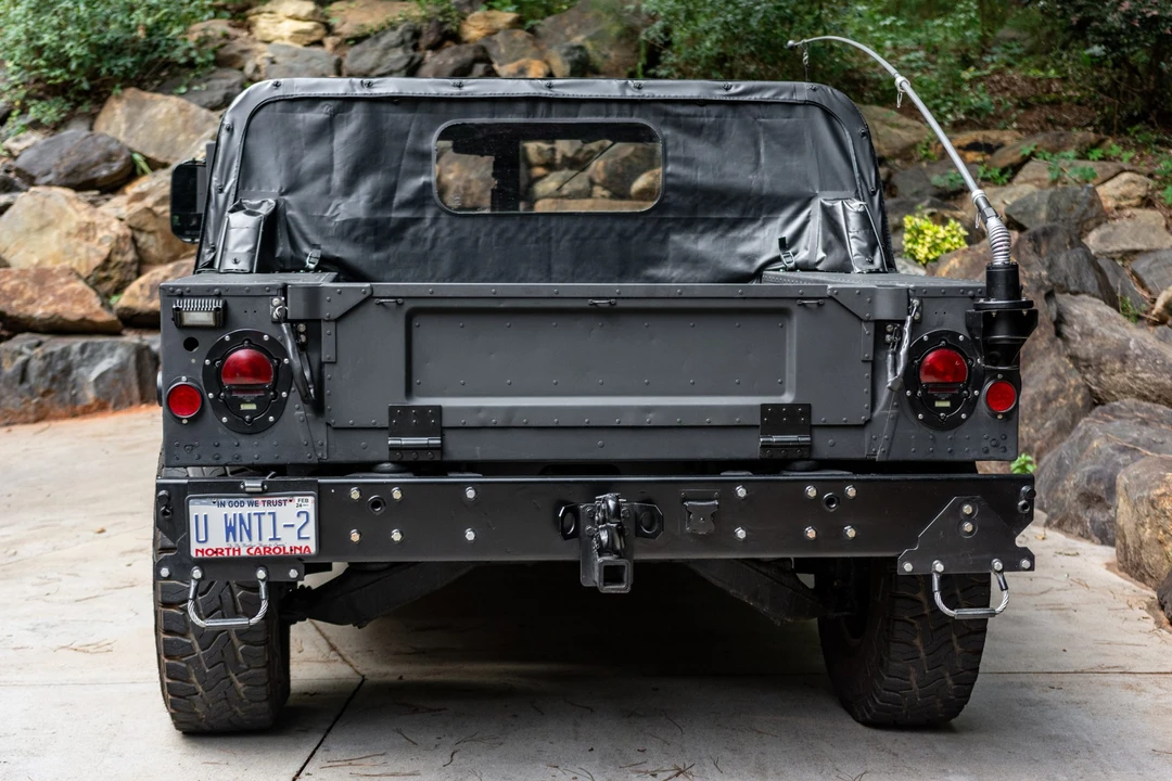 2002 Hummer HMMWV - Image 7 of 31