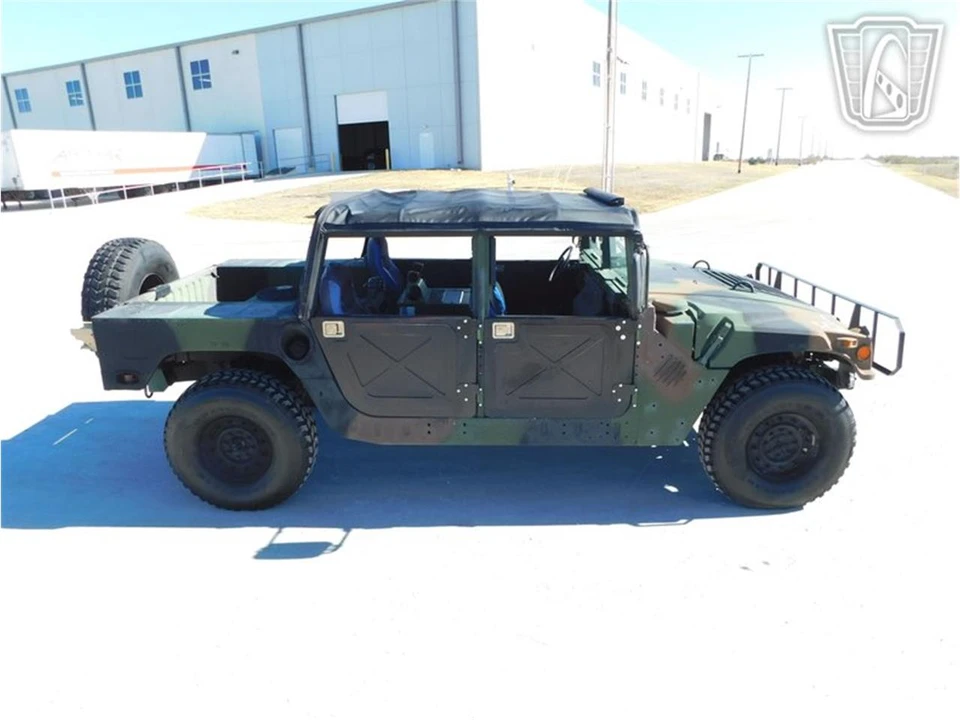 2002 AM General Hummer - Image 18 of 31