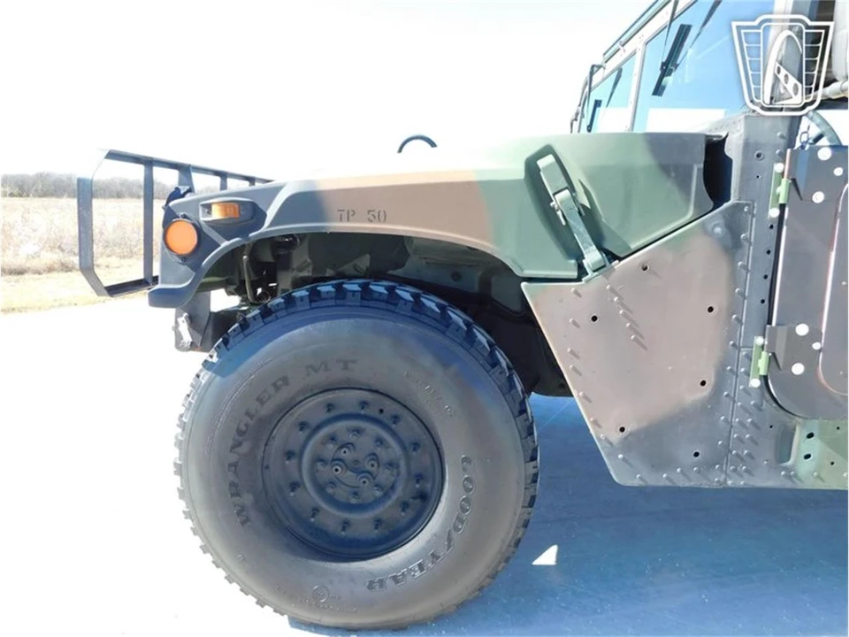2002 AM General Hummer - Image 28 of 31