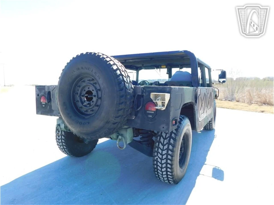 2002 AM General Hummer - Image 16 of 31