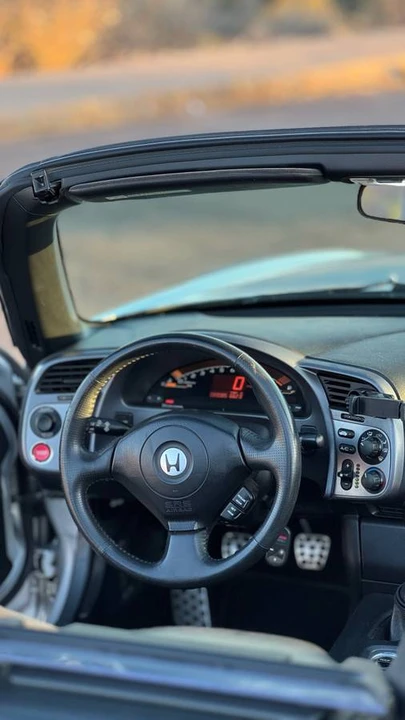 2002 Honda S2000 - Image 11 of 24