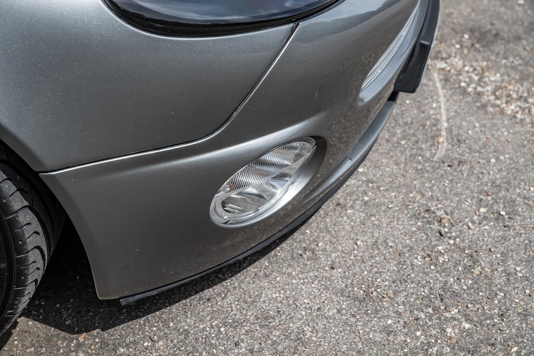 2002 Aston Martin Vanquish 1st Gen - Image 31 of 31