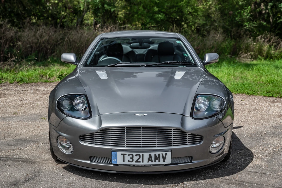 2002 Aston Martin Vanquish 1st Gen - Image 3 of 31