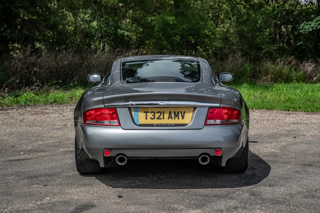 2002 Aston Martin Vanquish 1st Gen - Image 10 of 31