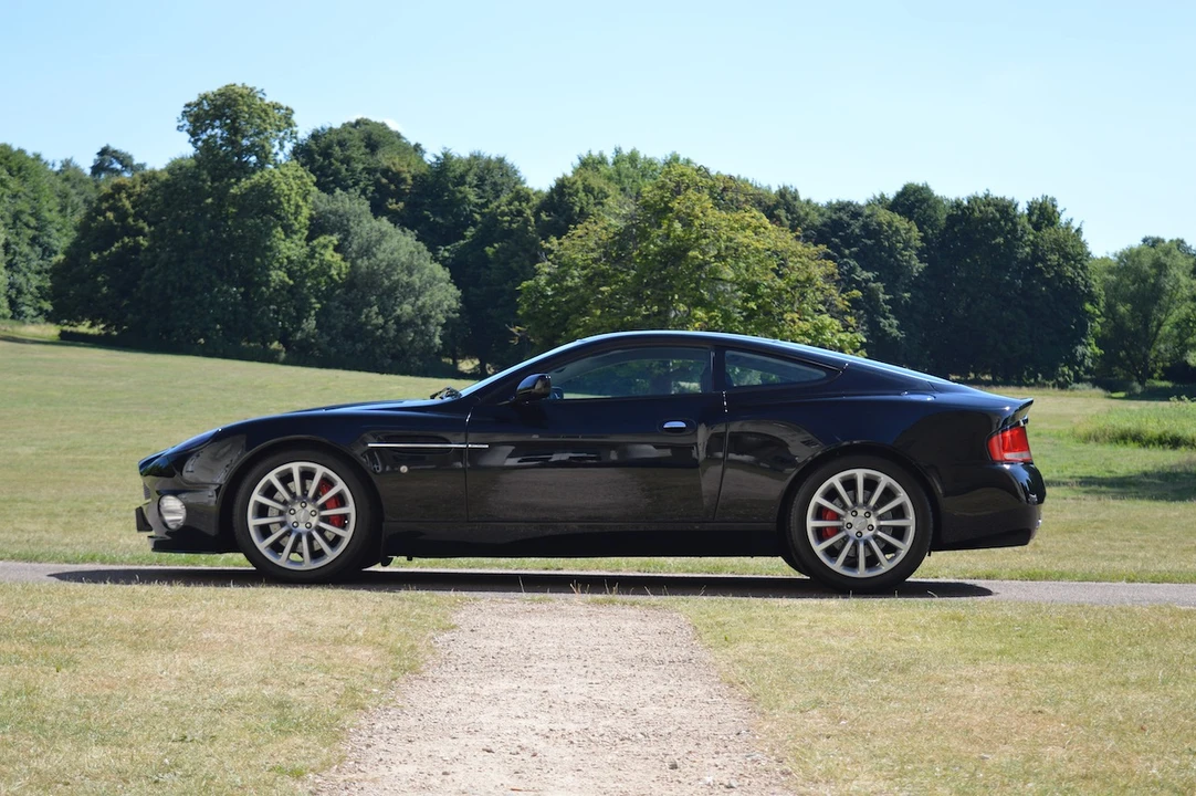 2002 Aston Martin Vanquish 1st Gen - Image 5 of 31