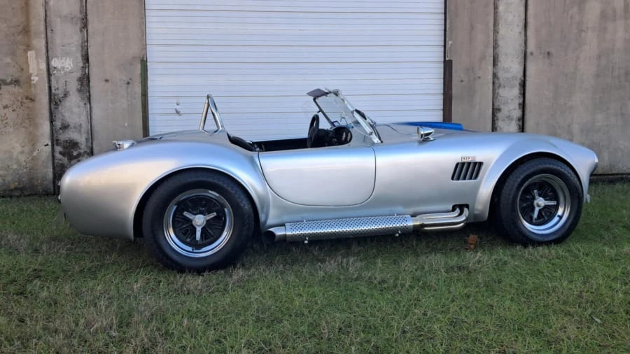 2002 Shelby Cobra Replica - Image 2 of 13