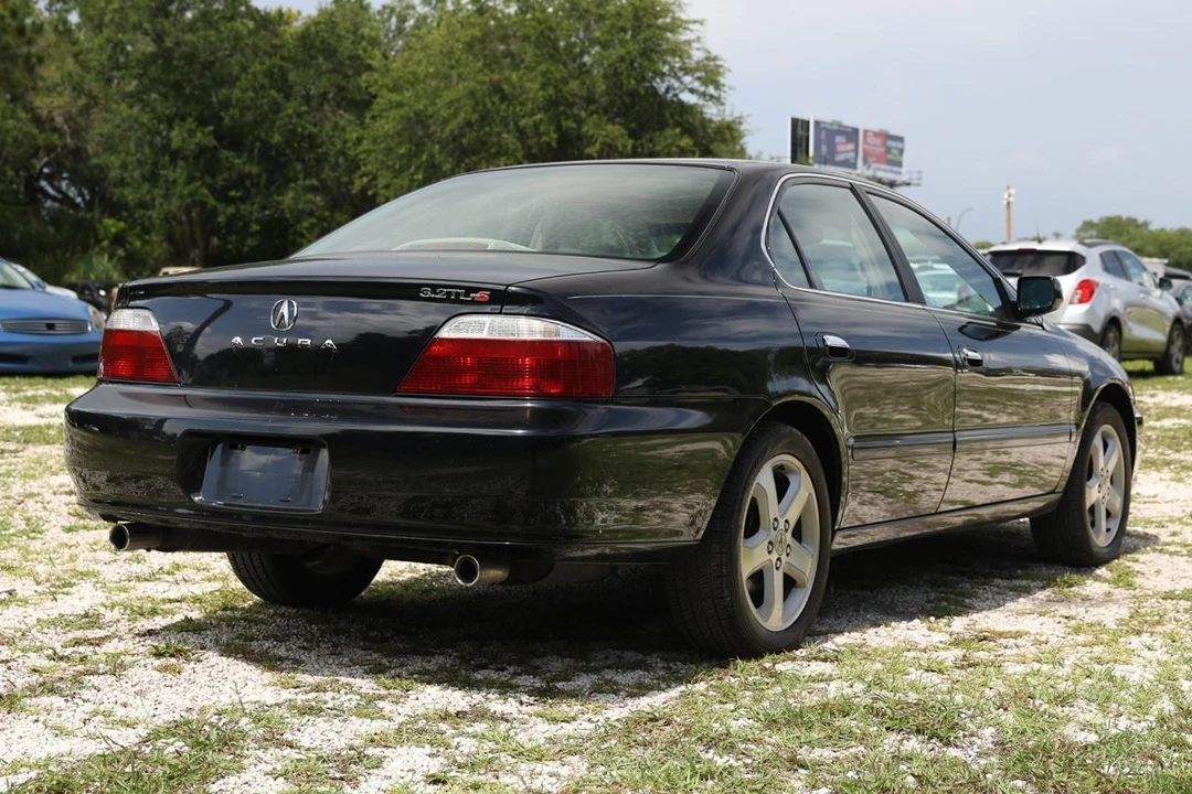 2002 Acura TL 2nd Gen - Image 11 of 31