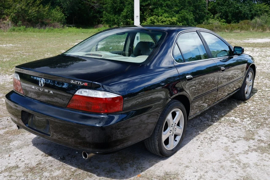 2002 Acura TL 2nd Gen - Image 11 of 21