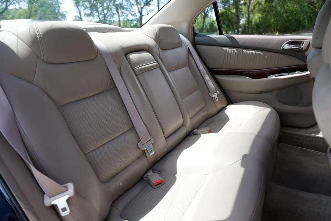 2002 Acura TL 2nd Gen - Image 14 of 21